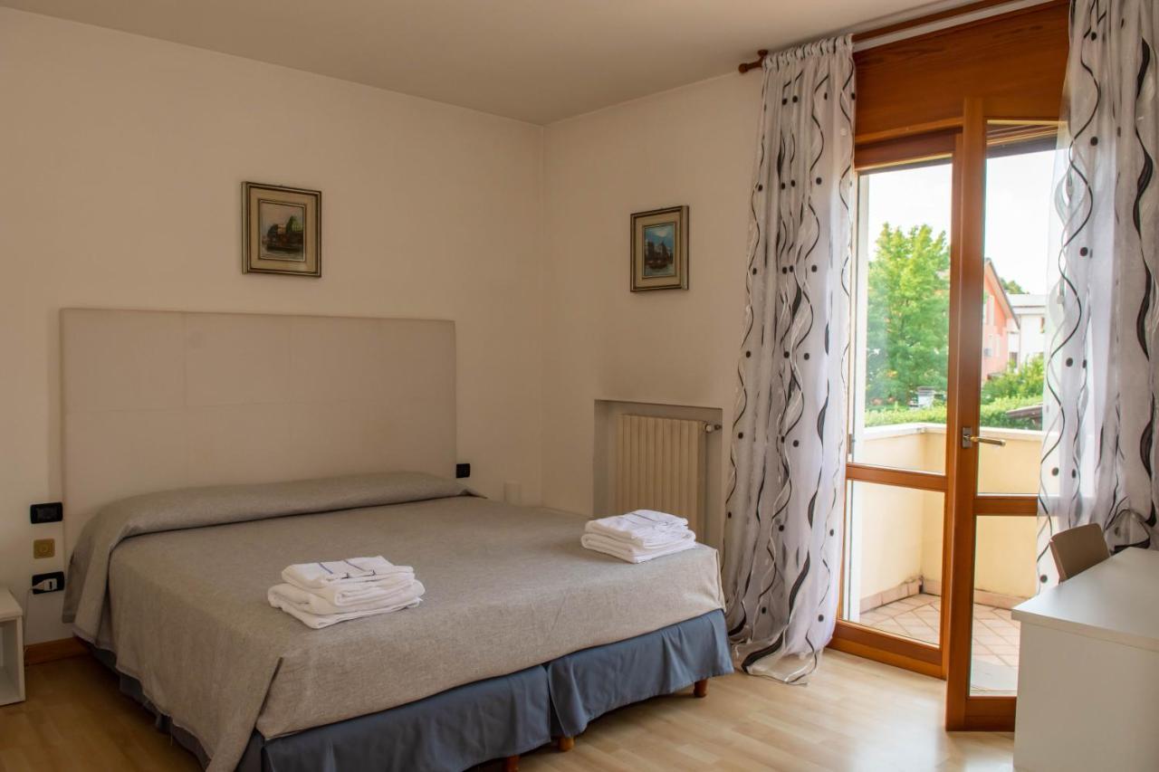 Bed And Breakfast La Sosta Ponte San Nicolo Екстер'єр фото