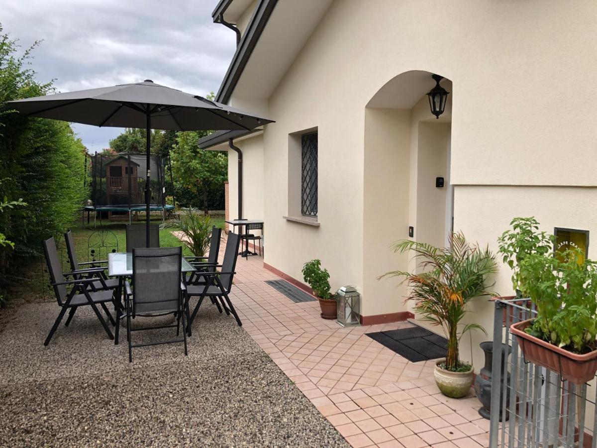 Bed And Breakfast La Sosta Ponte San Nicolo Екстер'єр фото